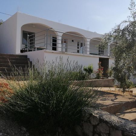 Apartmani Dubravko Putniković Exteriör bild