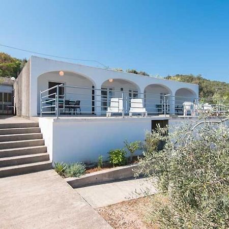 Apartmani Dubravko Putniković Exteriör bild