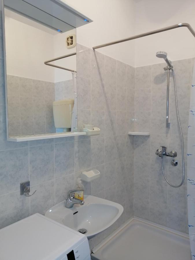 Apartmani Dubravko Putniković Exteriör bild